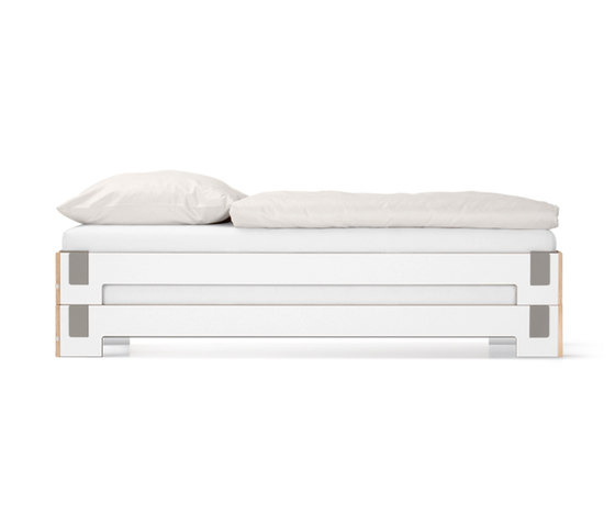Tagedieb stacking bed | Letti | Nils Holger Moormann