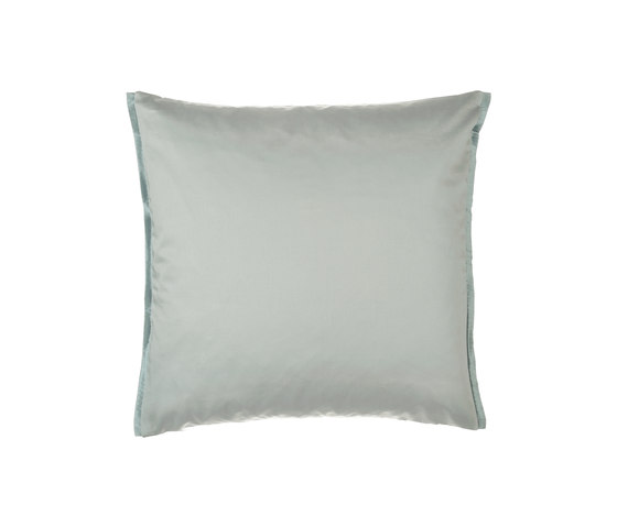 Cushion Pomander - Noir | Cuscini | Designers Guild