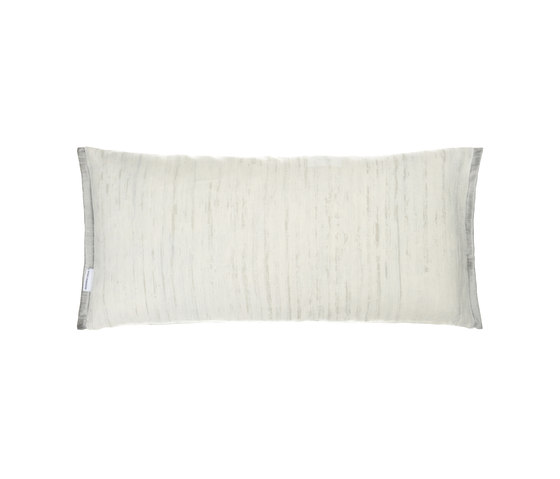 Cushion Antoinette - Amethyst | Cojines | Designers Guild