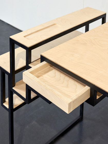 Jointed Desk | Desks | Serax