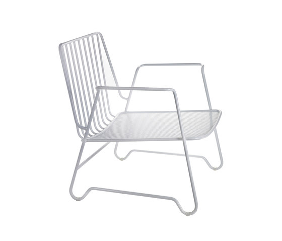 Lounge Armchair white with armrest | Armchairs | Serax