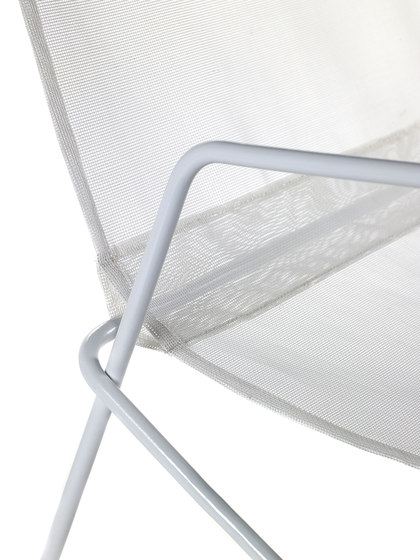 Lounge Armchair frame white/fabric white | Fauteuils | Serax