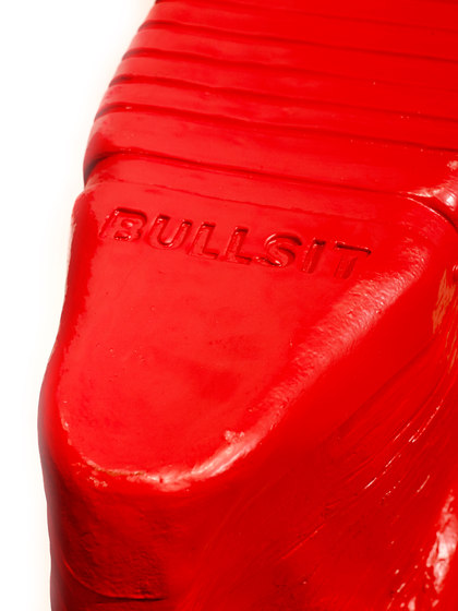 Bullsit red | Stools | Serax