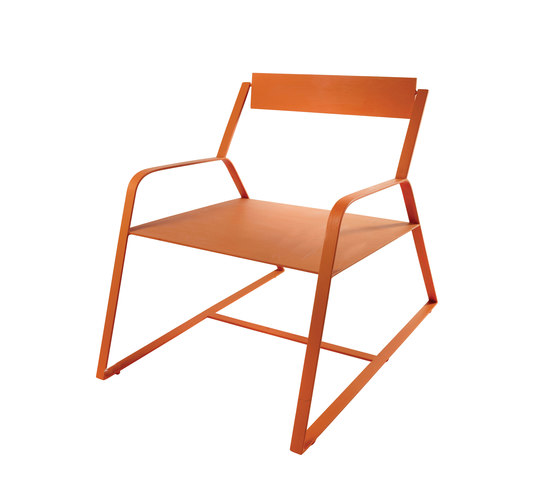 Slitta Chair Antonino red | Fauteuils | Serax