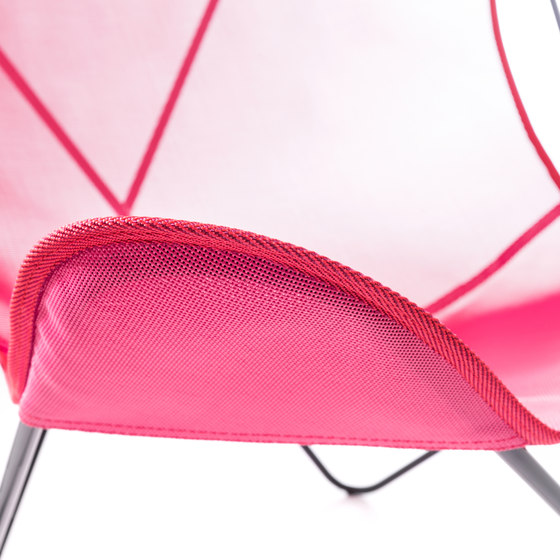 Hardoy Butterfly Chair Outdoor Rot | Sillones | Manufakturplus