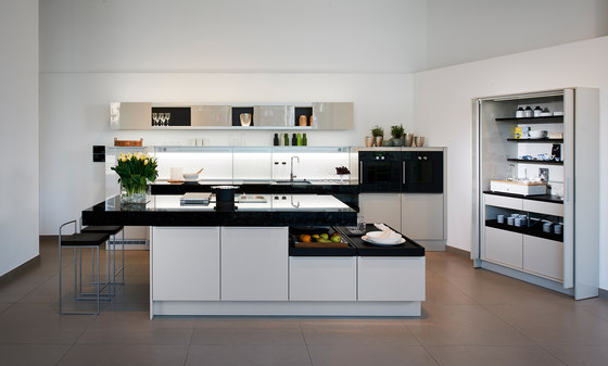 +STAGE Kitchen | Compact kitchens | Poggenpohl