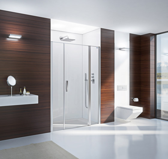 Bella Vita 3 - Swing door in recess with fixed panel and with side panel in line | Mamparas para duchas | Duscholux AG