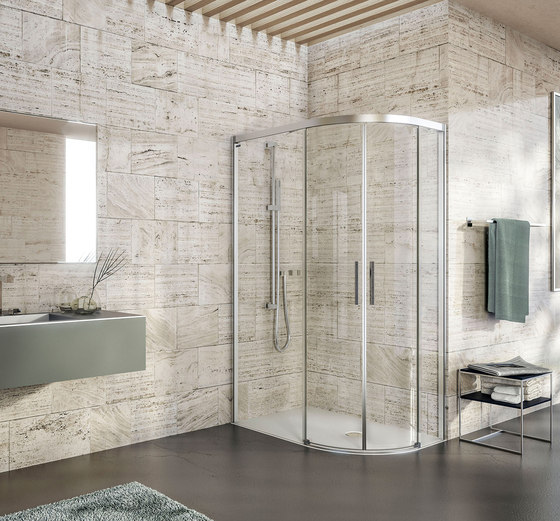 Bella Vita 3 - Round with 2 sliding doors, asymmetric | Shower screens | Duscholux AG