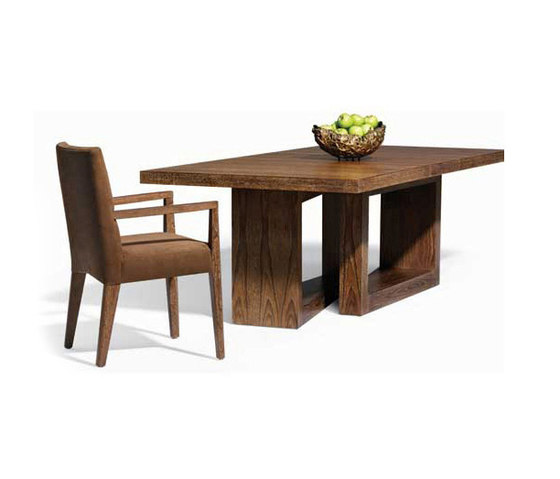 Oblique Extension Table | Mesas comedor | Altura Furniture