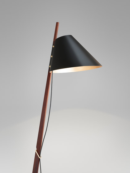 Billy BL Floor Lamp Ilse Crawford Edition | Free-standing lights | Kalmar