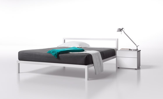 Bed | Bedframes | Sistema Midi