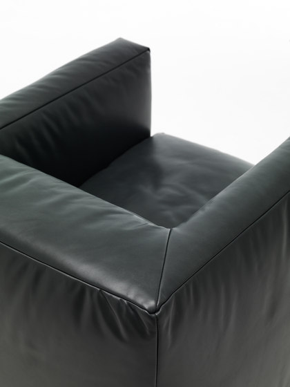 Little Big Bubble armchair | Poltrone | Eponimo