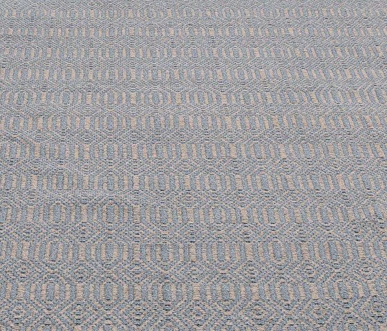 LOOM outdoor rug | Alfombras al aire libre | Roda