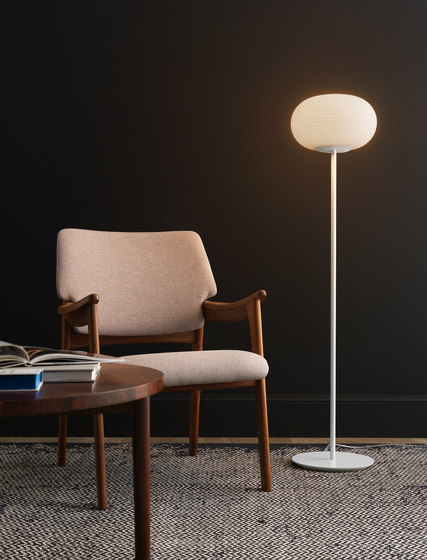 Bianca Floor lamp Medium | Free-standing lights | FontanaArte
