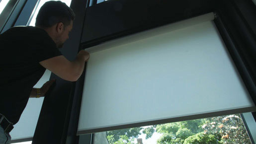 Installation | Roller blinds | JGeiger Shading Technology