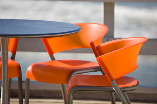 Bantam Chair | Sillas | Forms+Surfaces®
