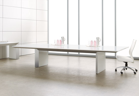Tavola Conference Tables | Tables collectivités | Nucraft