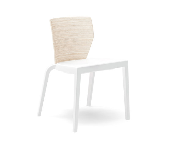 Bi | Chairs | Infiniti