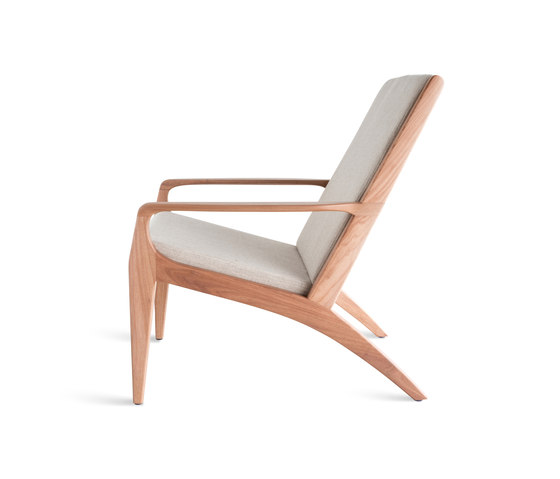 Gisele Lounge Chair Upholstered | Fauteuils | Sossego