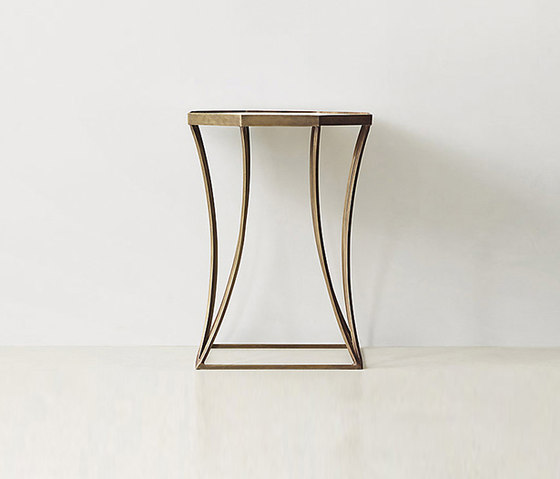 Lena Side Table | Tables d'appoint | RH Contract