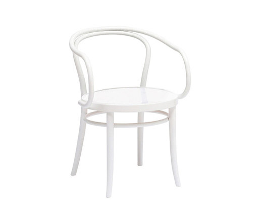 Klassiker | Arm Chair | Chairs | Distributed by The Chair Factory