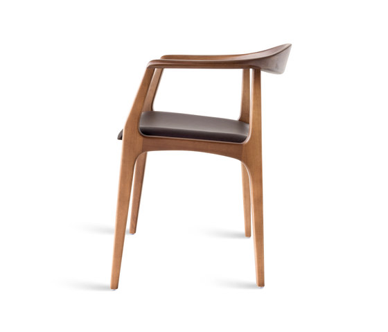 Julieta Armchair | Chairs | Sossego
