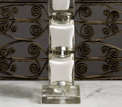 Cubetto Pedestal White | Lavabos | Vitraform