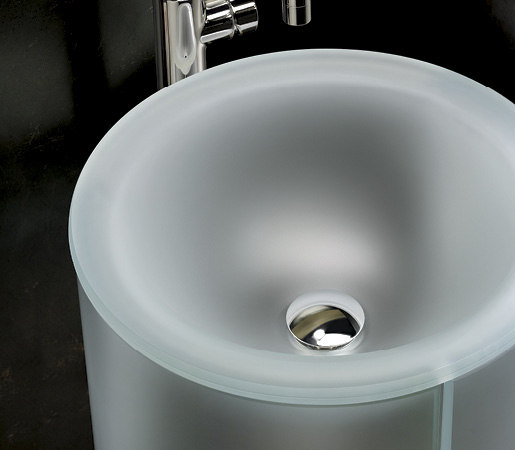 Pullman Pedestal Starphire Satin | Wash basins | Vitraform