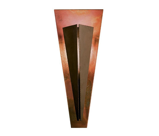 Tapered Angle Sconce | Wandleuchten | Hubbardton Forge