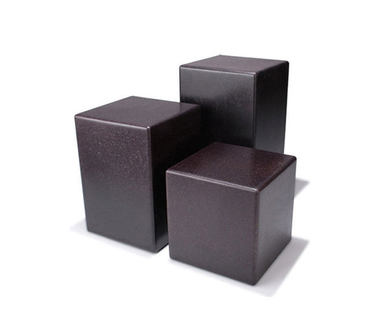 Solid Cork Cube Tables | Beistelltische | Pfeifer Studio