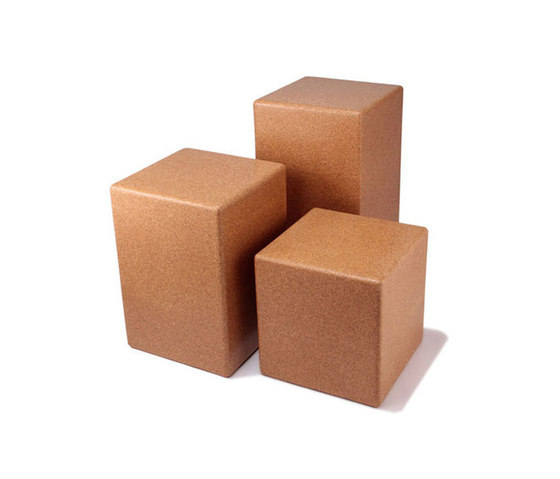 Solid Cork Cube Tables | Tavolini alti | Pfeifer Studio