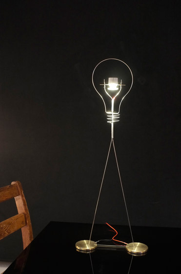 Walking Bulb | Luminaires de table | Ingo Maurer