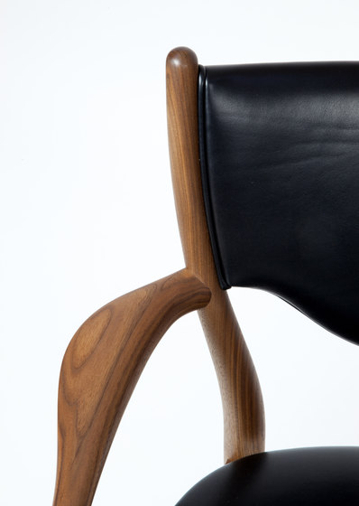46 Chair | Sillas | House of Finn Juhl - Onecollection