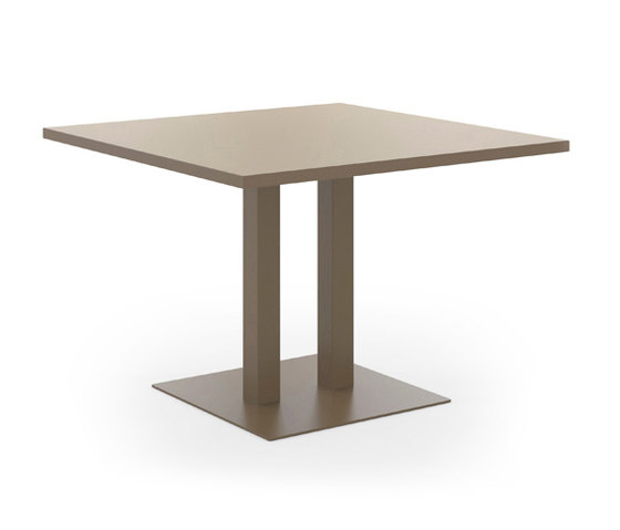 Platform Table | Objekttische | Versteel