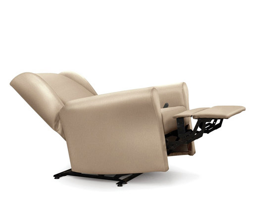 Facelift 2 Revival Wall Saver Wing Back Recliner | Sessel | Trinity Furniture