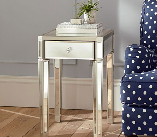 Zoe Bedside Table | Mesas auxiliares | Distributed by Williams-Sonoma, Inc. TO THE TRADE