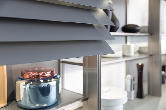 Classic-FS | IOS-M fitted kitchen in matt glass | Fitted kitchens | Leicht Küchen AG