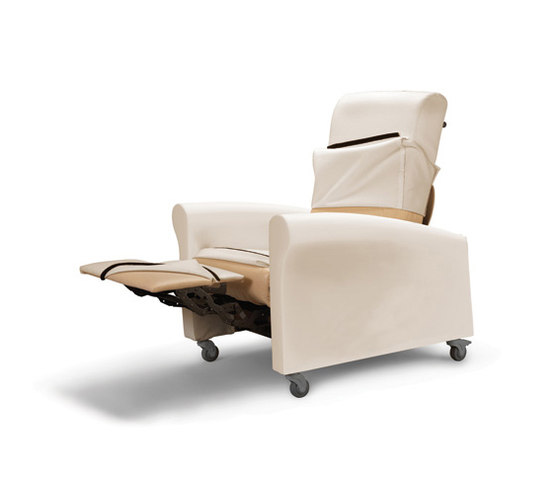 Facelift 2 Revival Layflat Recliner | Armchairs | Trinity Furniture