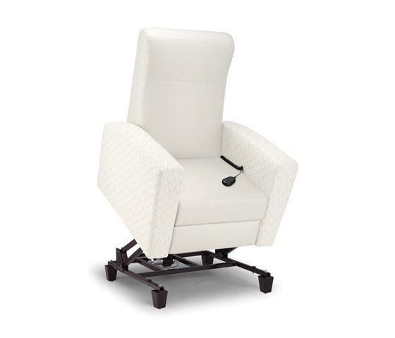 Facelift Replay Electric Stand-Up Recliner | Poufs | Trinity Furniture