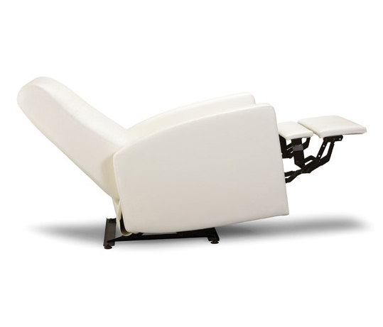 Facelift Replay Wall Saver Recliner | Poltrone | Trinity Furniture