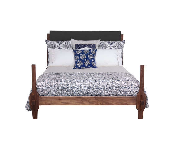 Greydon Bed | Camas | Richard Wrightman Design
