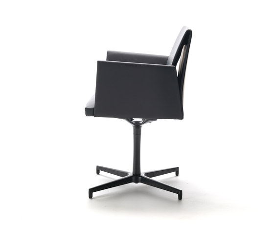 Marì U chair with 4-ways base | Chairs | Baleri Italia