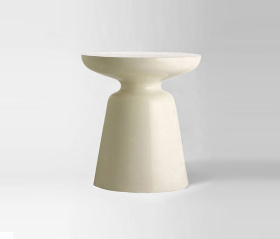 Martini Side Table | Beistelltische | Distributed by Williams-Sonoma, Inc. TO THE TRADE
