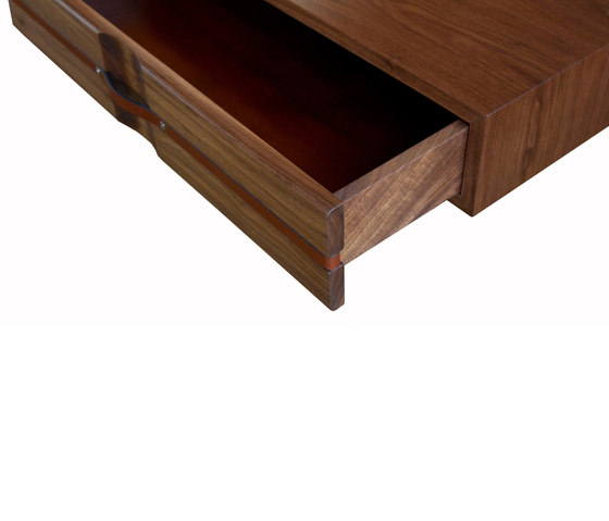 Matthiessen Side Table | Tavolini alti | Richard Wrightman Design