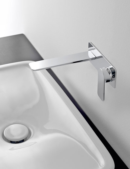 Sento - Wall-mounted basin mixer with 19,1cm spout - exposed parts | Wash basin taps | Graff