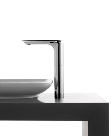 Sento - Single lever basin mixer high - 14,5cm spout | Wash basin taps | Graff