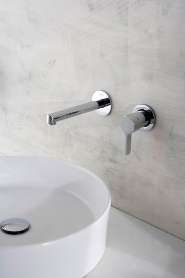 Terra - Wall-mounted basin mixer with 19cm spout - exposed parts | Rubinetteria lavabi | Graff