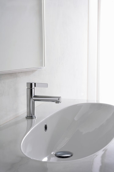 Terra - Single lever basin mixer - 12cm spout | Robinetterie pour lavabo | Graff