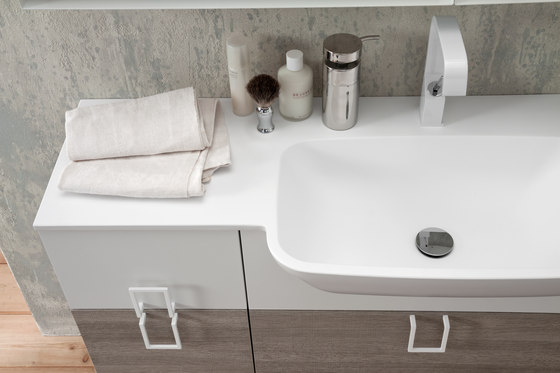 Byte 2.0 | Composizione 02 | Mobili lavabo | Mastella Design
