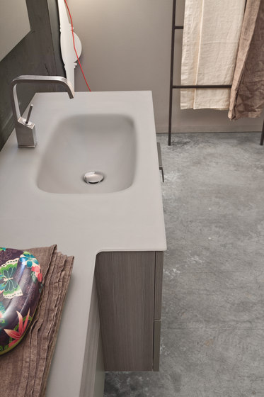 Byte 2.0 | Composition 06 | Meubles muraux salle de bain | Mastella Design